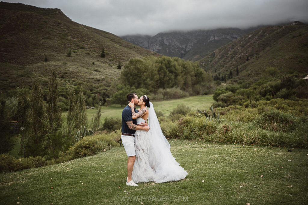 Pat Busch Mountain Reserve wedding Tyanderi.com-35